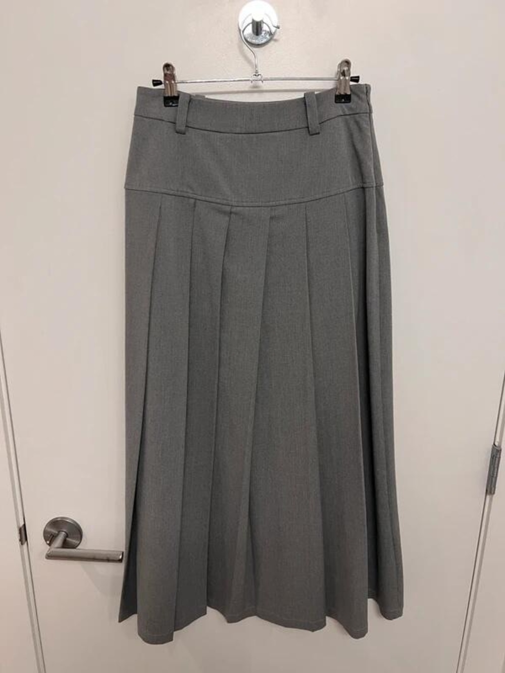 Classic Gray Pleated A-Line Skirt